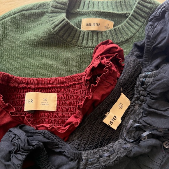 Hollister top bundle lot of three sweater two embroidered tanks xs - Picture 8 of 8